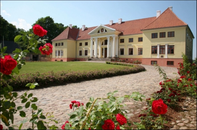 Durbe Manor, Tukums Museum
