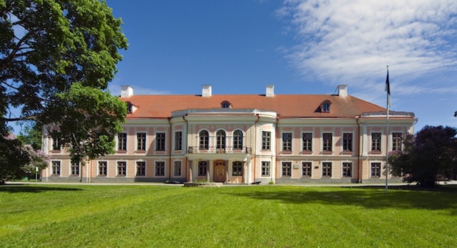 Roosna-Alliku Manor
